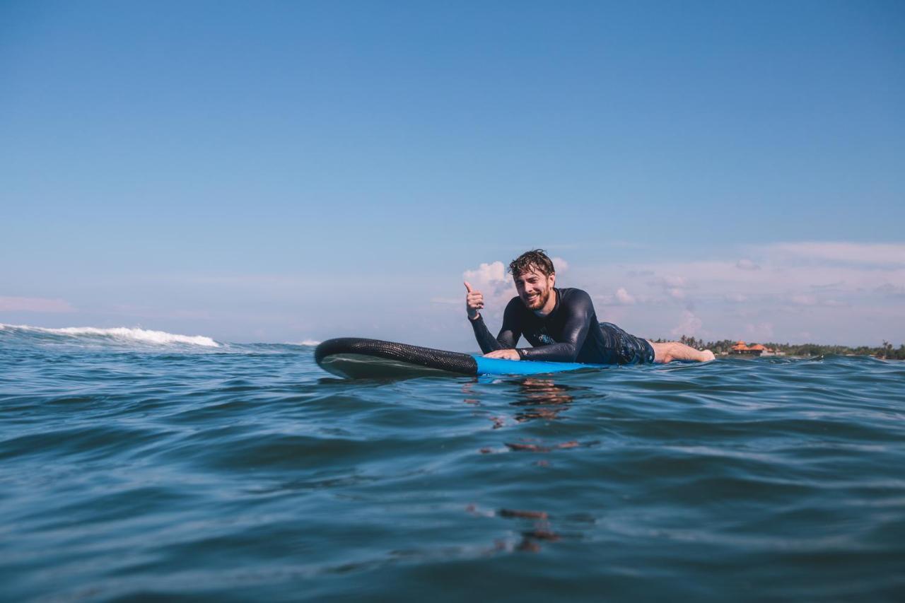 Seaside Tribe - Boutique Surf Stay & Retreat تاناه لوت المظهر الخارجي الصورة