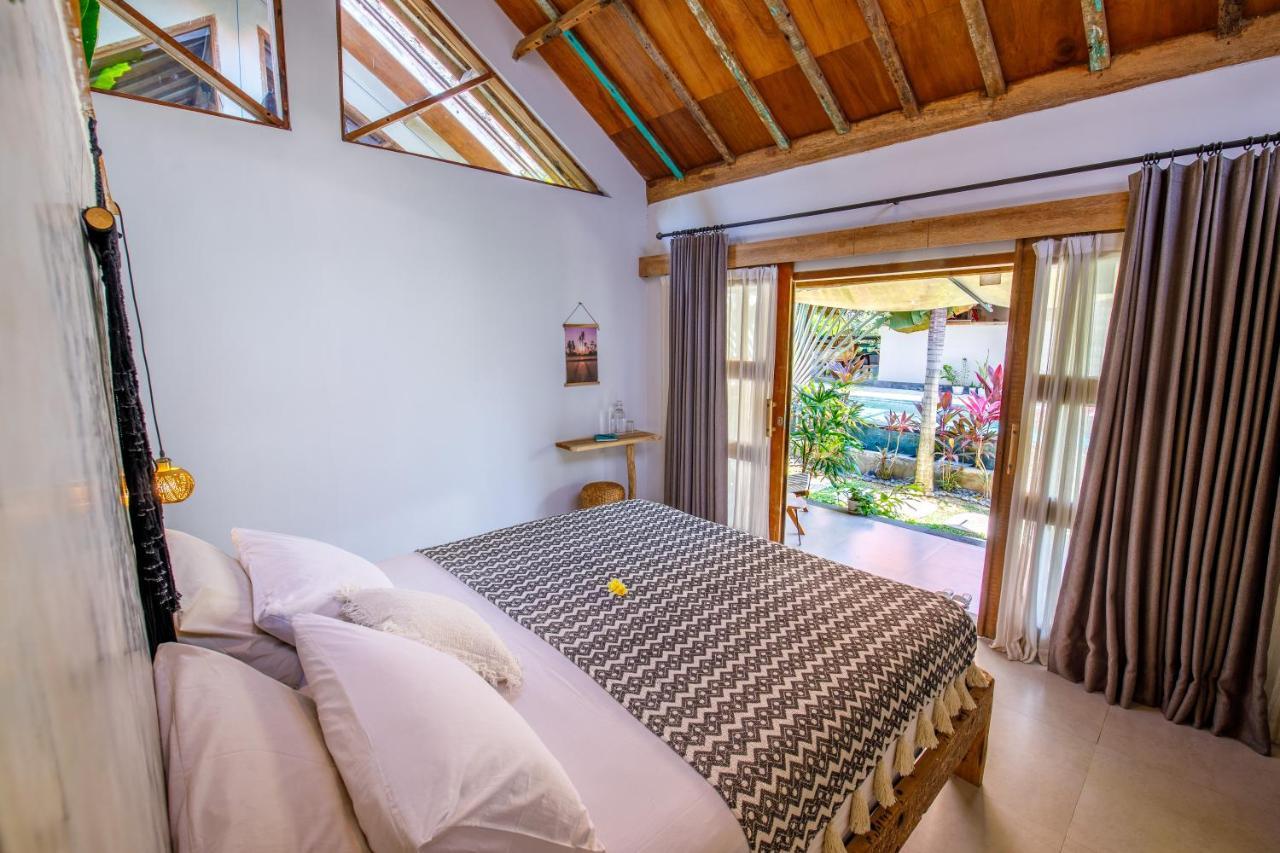 Seaside Tribe - Boutique Surf Stay & Retreat تاناه لوت المظهر الخارجي الصورة